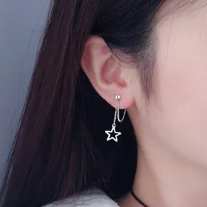 قرط فضي على شكل نجمة مجوفة مع سلاسل